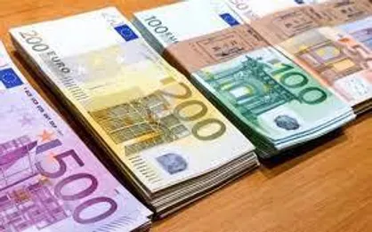 شروع کاهشی یورو توافقی در آخرین روز هفته