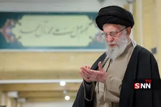 اقامه نماز عید سعید فطر به امامت رهبر معظم انقلاب اسلامی در مصلای امام خمینی (ره)