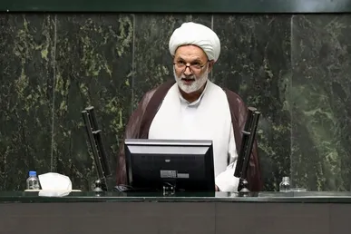 روانبخش: محدودیت‌های بانک مرکزی عامل اصلی توقف پرداخت وام‌های حمایتی است