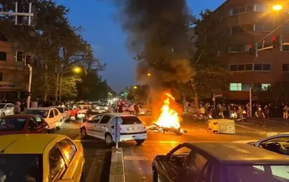 با قانون شکنان و مسببان آشوب&zwnj;های اخیر قاطعانه و بی مماشات برخورد شود