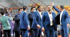 درگیری لفظی محمود فکری با شیخ دیاباته در اهواز
