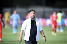 اخباری: بازی چادرملو و خیبر شطرنج واقعی بود/سه امتیاز امروز را به مردم یزد تقدیم می‌کنم