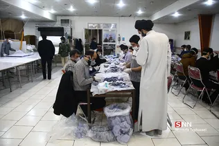 بازدید رئیس سازمان بسیج از کارگاه تولید ماسک و مواد ضدعفونی در لانه جاسوسی آمریکا