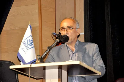 اعضای هیئت علمی نمونه دانشگاه مازندران تجلیل شدند