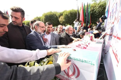 پیکر یک شهید دفاع مقدس در صحن مسجد بلال تشییع شد