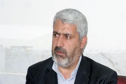 خاطره مسئول گلزار شهدای کرمان از درخواست شهید سلیمانی برای تدفین وی در کنار همرزمان شهیدش + فیلم