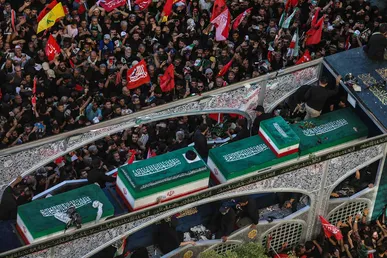 معاون حشد شعبی: تشییع میلیونی، عمق ارتباط مردم عراق با رهبری را نشان داد / حشد به فشار آمریکا تن نخواهد داد/سلاح حشد شعبی سلاح دولت است