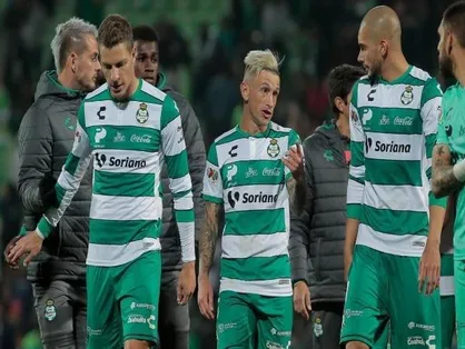 لیگ مکزیک هم نیمه تمام اعلام شد