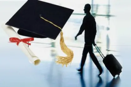۳۵ موسسه اعزام دانشجو به خارج تعلیق و ۶۷ مرکز لغو مجوز شدند