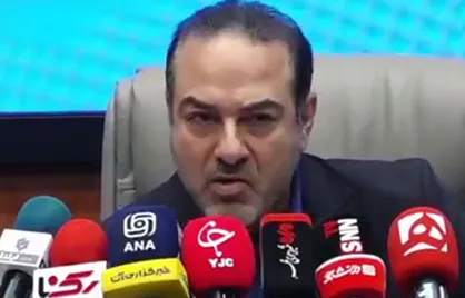 ادامه درگیری لفظی معاون عصبانی وزیر بهداشت با خبرنگار