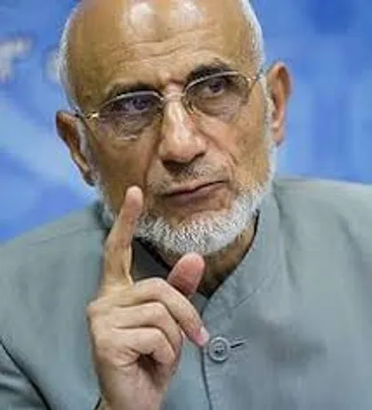 میرسلیم در دانشگاه فردوسی مشهد سخنرانی می&zwnj;کند