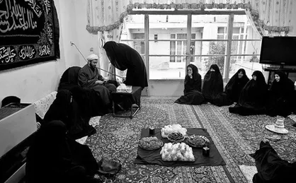 چرا روضه&zwnj;های خانگی برپا کنیم؟