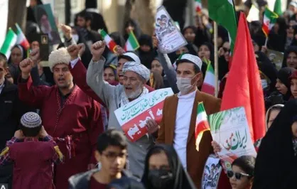 همپای انقلاب، گلستانی&zwnj;ها در ۲۲ بهمن کولاک کردند