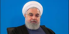 استفاده از موبایل در ایران نسبت به کشور‌های دیگر بیشتر است/ دولت برای فضای مجازی از آبرویش مایه گذاشته/ رسانه آزاد نداریم