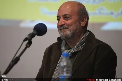 ساخت فیلم جنگی در ایران به لحاظ سخت&zwnj;افزاری و نرم&zwnj;افزاری مشکل است/ وظیفه هنرمند هشدار دادن به مردم است