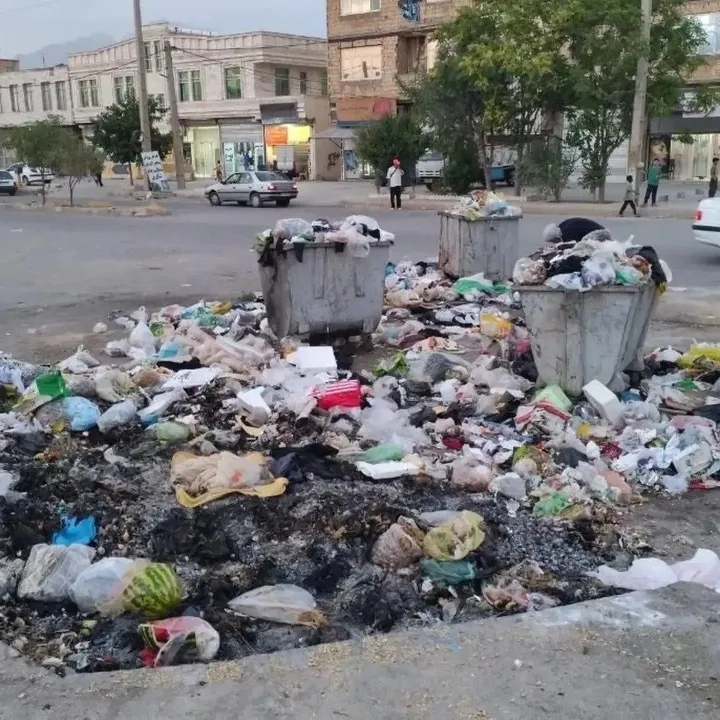 زباله‌های کرمانشاه روی دوش ناوگان فرسوده؛ از بحران جمع‌آوری تا رؤیای تبدیل زباله به سوخت