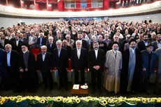 عارف: اینترنت یک اتوبان است؛ کسی راه را نمی‌‌بندد/ از بازگشت هنرمندان به کشور استقبال می‌کنیم