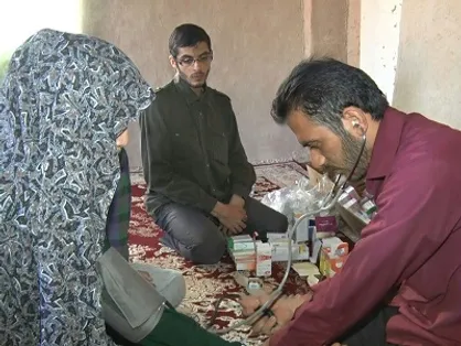 اقدامات بهداشتی و درمانی گروه صراط الحمید در مناطق محروم که لبخند بر لب محرومان نشاند