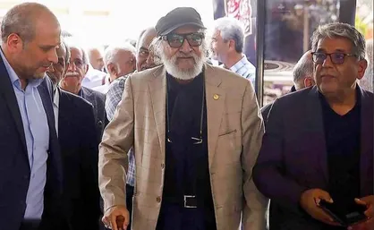 داریوش ارجمند: ماه بر بام ساختمان شیشه&zwnj;ای طلوع خواهد کرد