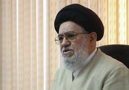 واکنش بسیج دانشجویی دانشگاه شهید بهشتی به نامه نگاری اخیر موسوی خوئینی&zwnj;ها / اگر معرفت پوزش طلبی از مردم را ندارید سکوت کنید