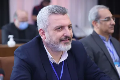 امیر عزیزی&zwnj;پور رییس فدراسیون اسکواش شد