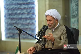 ثی