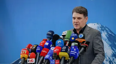 زینی‌وند: حتما ایراداتی به تفاهم‌نامه وارد است/ برچسب تندرو زدن به منتقدین تفاهم را قبول نداریم/ برنامه پساجنگ در حال تدوین است+فیلم