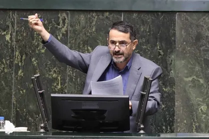 زارعی: جمهوری اسلامی ساختار است نه پارتیزان نه رابین هود و نه دن کیشوت + فیلم
