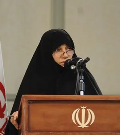 باید در کنار همه دا&zwnj;&zwnj;نش&zwnj;ها در دانشگاه&zwnj;ها دوره مدیریت خانواده نیز برگزار شود