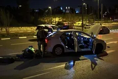 زخمی شدن یک صهیونیست در عملیات رزمندگان فلسطینی در الخلیل