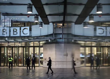 جنگ ترامپ با بنگاه سخن&zwnj;پراکنی انگلیس؛ BBC از عذرخواهی رسمی تا تهدید ترامپ