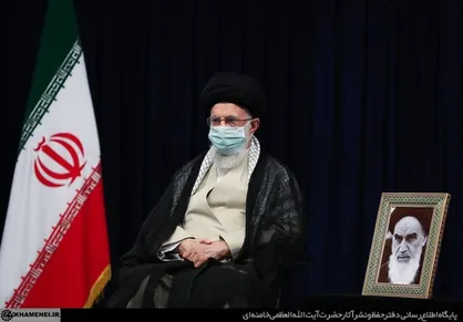 رهبر انقلاب: با انتشار افکار صحیح در فضای مجازی به معنای واقعی کلمه جهاد کنید/ دانشجویان به مسئله تبیین اربعین اهمیت دهند