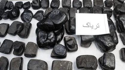 توقیف خودرو کی&zwnj;ام&zwnj;سی و کشف ۵۷۳ کیلوگرم تریاک در نی ریز