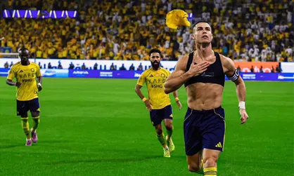 فیلم خلاصه بازی النصر 5-1 الفتح / درخشش کریستیانو رونالدو با گل 800ام و با مدل موی جدید