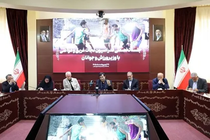 تاکید وزیر ورزش بر به&zwnj;روزرسانی تجهیزات نجات غریق و برنامه&zwnj;ریزی برای تابستانی امن در سواحل
