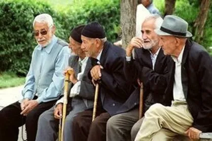 نگاه ویژه بیمه سلامت به رفع نیازهای درمانی سالمندان