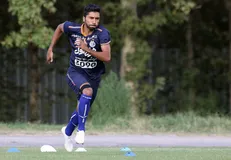 خبر خوب برای آبی‌ها؛ هافبک جنگنده استقلال تمدید کرد