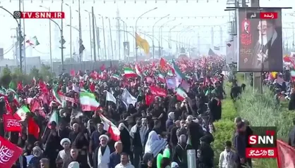 حضور جمعیت بی&zwnj;پایان عاشقان رهبر شهید انقلاب در خیابان&zwnj;های اطراف مسجد مقدس جمکران