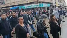 تظاهرات مردمی علویان در اعتراض به نقض حقوق اعضای این طایفه توسط دولت خودخواه جولانی در سوریه
