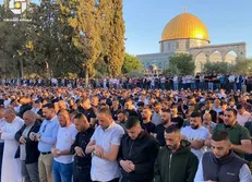 ۱۰۰ هزار فلسطینی نماز عید فطر را در مسجدالأقصی به جا آوردند