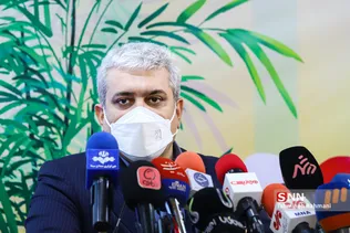 سورنا ستاری، معاون علمی و فناوری رئیس جمهور در مراسم رونمایی از سبد محصولات زندگی تبیان