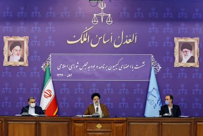 رئیسی: کاهش هزینه&zwnj;های اجتناب&zwnj;پذیر دولت ضروری است