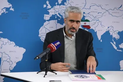 احمدوند: نگاه نظام&zwnj;مند و باور به توانمندی مهمترین دلیل توسعه فناوری نانو در ایران است + فیلم