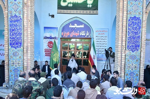 نماینده ولی فقیه در استان خراسان رضوی در زیارتگاه شهدای هویزه حضور یافت