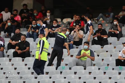 چه کسانی تماشاگران بازی پرسپولیس بودند!