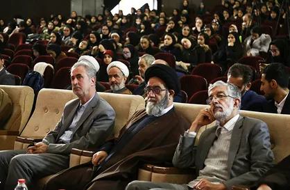 آذربایجان پیش از جنگ&zwnj;هایی چون چالدران از کل ایران دفاع کرده است/ دانشگاه&zwnj;ها تربیت مدیر را هم جزو وظایف خود قرار دهند