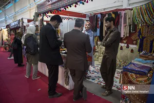 چهارمین نمایشگاه توانمندی های روستائیان و عشایر