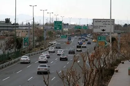 معابر و بزرگراه&zwnj;های شهر تهران خلوت است
