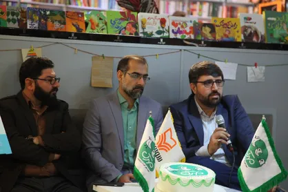 خانواده&zwnj;ها با خیال راحت آثار کودک و نوجوان سوره مهر را خریداری کنند/ عرضه ۸۰ عنوان کتاب با نشان مهرک در نمایشگاه کتاب