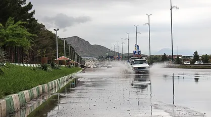 تخلیه نوار ساحلی خرم آباد/ آبگرفتگی شدید معابر کرمانشاه و خوزستان